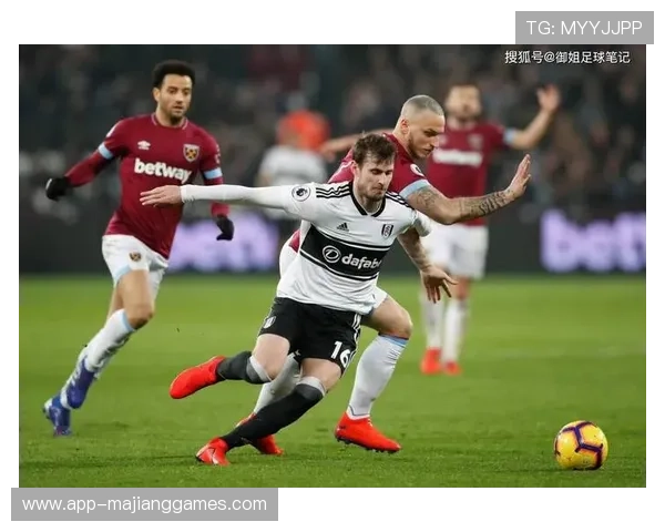 英超保级大战提前上演西汉姆联与狼队陷入降级泥潭 英超保级大战提前上演西汉姆联与狼队陷入降级泥潭